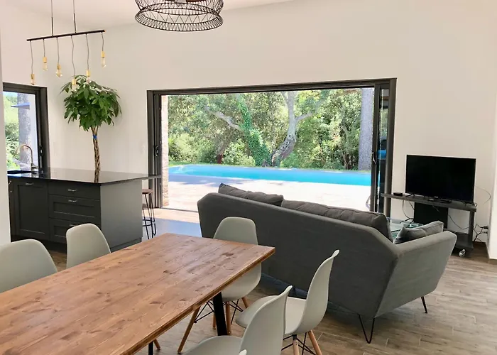 Piscine Chauffee & Jardin - Centre 5 Min - 10 Min - Menage Βίλα *